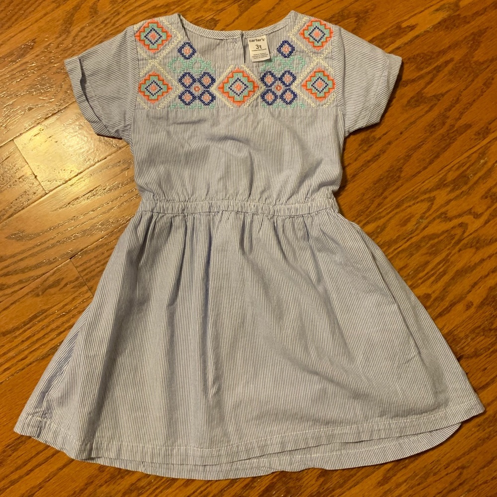 Precious embroidered dress for little girl. GUC